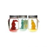 مۆمی بۆندار لە کۆپی شووشەدا