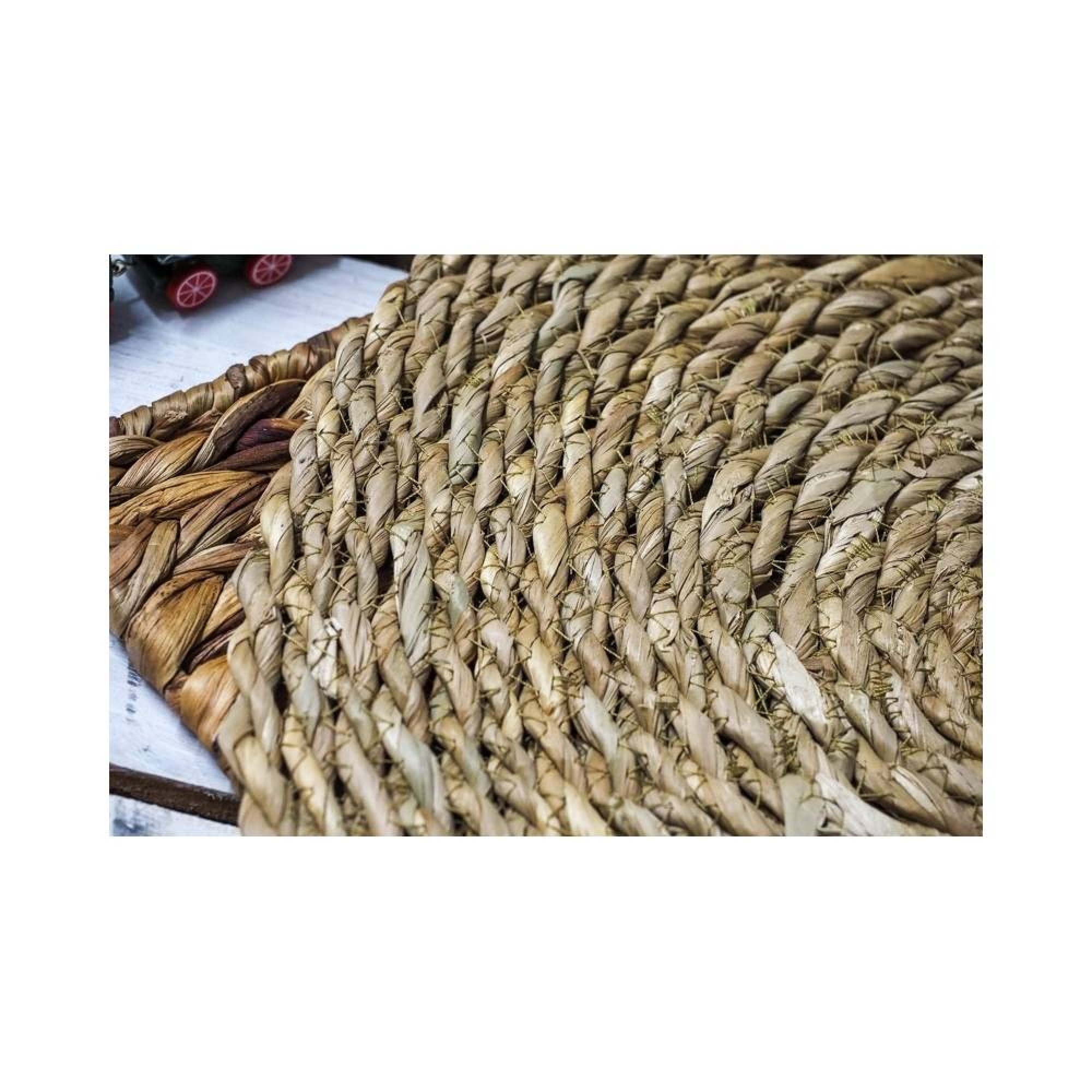 پەڕۆی سەر مێز بازنەی تیرە 40 سم