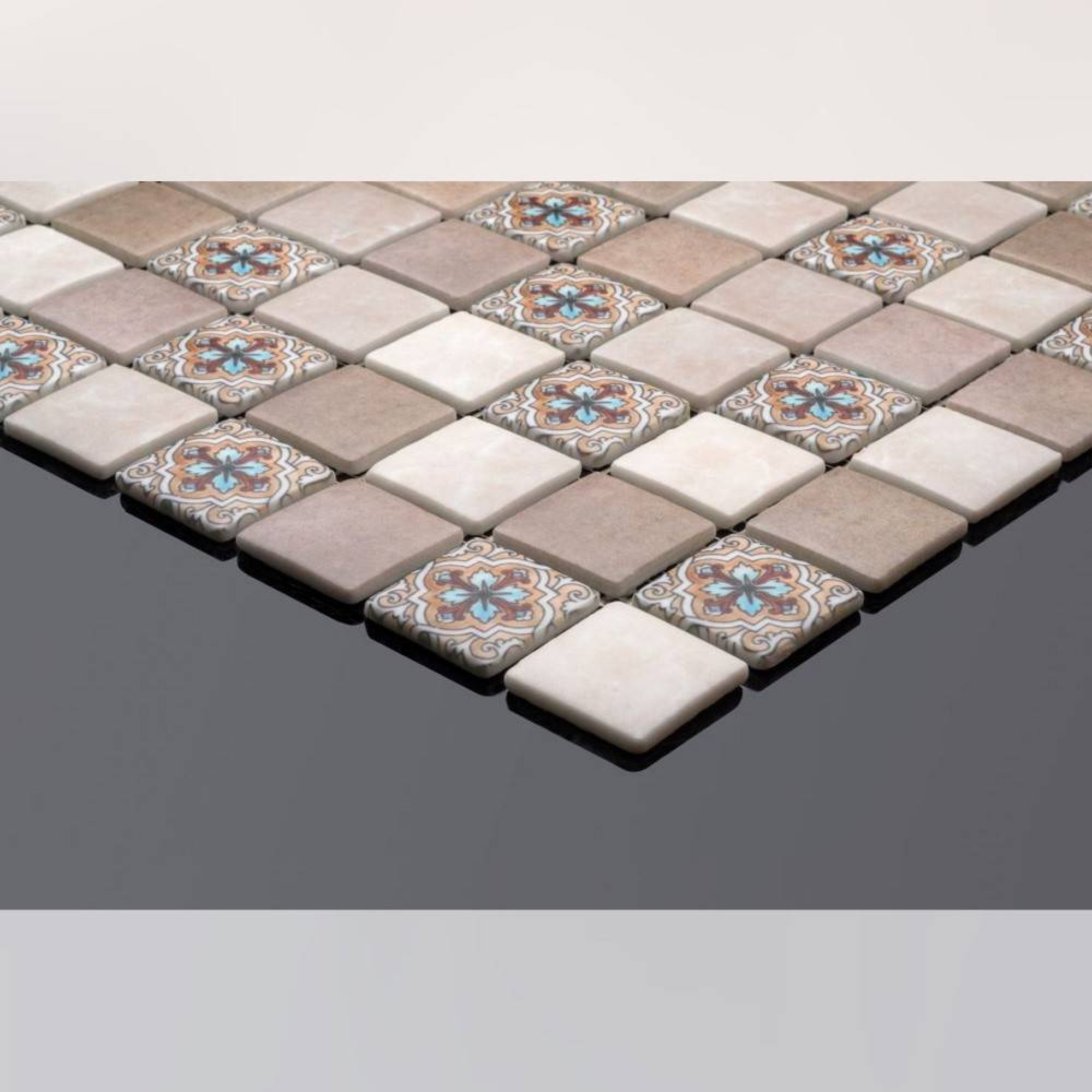 مۆزایکی شووشە