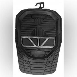 بەرپێی ناو ئۆتۆمبێلی جیهانی حەوزداری لاکێشەی ڕەش