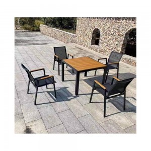 سێتی مێز و 4 دانە کورسی باخچە لە ئەلەمنیۆم بە ڕەنگی ئەنتراسایت 