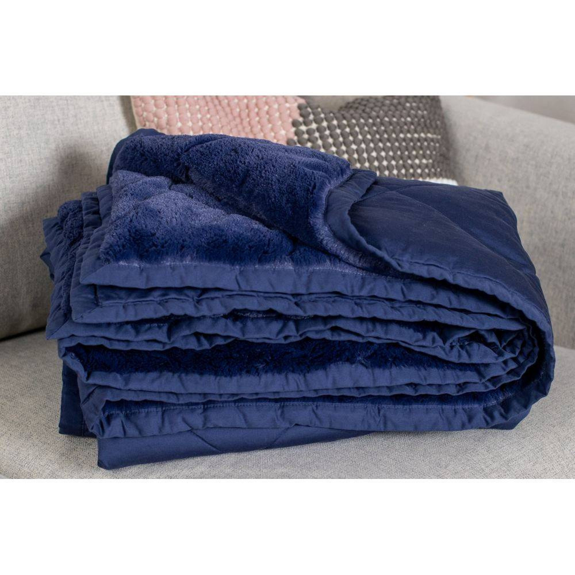 بەتانی نەخشدار لە پەمۆ بە کێشی 1.9-2.0 کگم و قەبارەی 200*230 سم