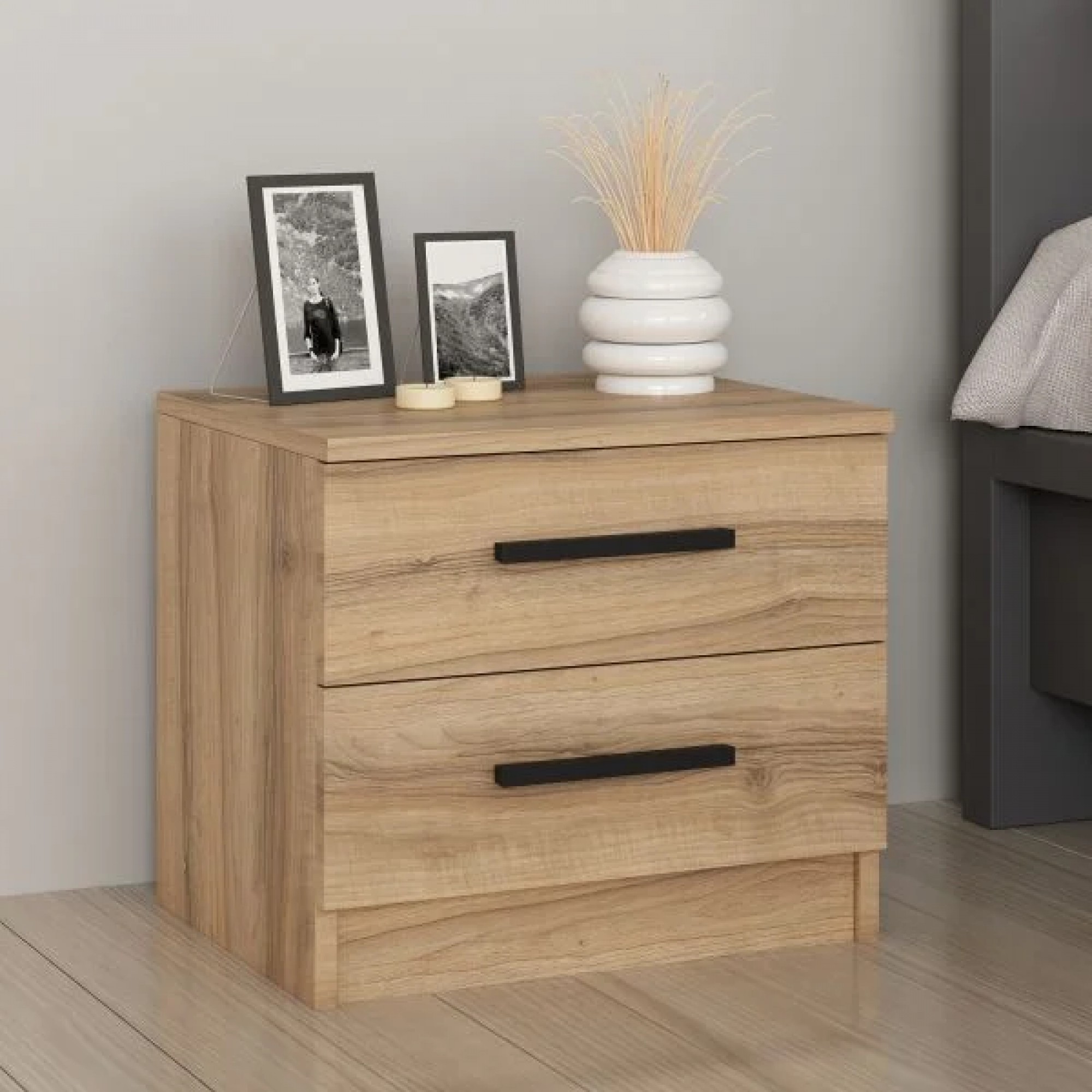 مێزی تەنیشت جێگا بە 2 کشۆ 50*47*40 سم