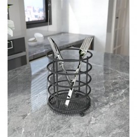 هەڵگری کەلوپەلی چێشت لێنان