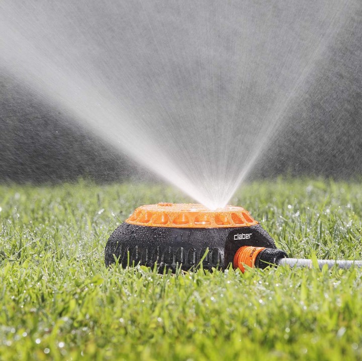 Claber 3-Arm Sprinkler - 8654 image 1